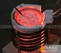 50kw中頻感應(yīng)加熱電源和手動(dòng)傾倒?fàn)t，斯里蘭卡客戶的“最愛(ài)”